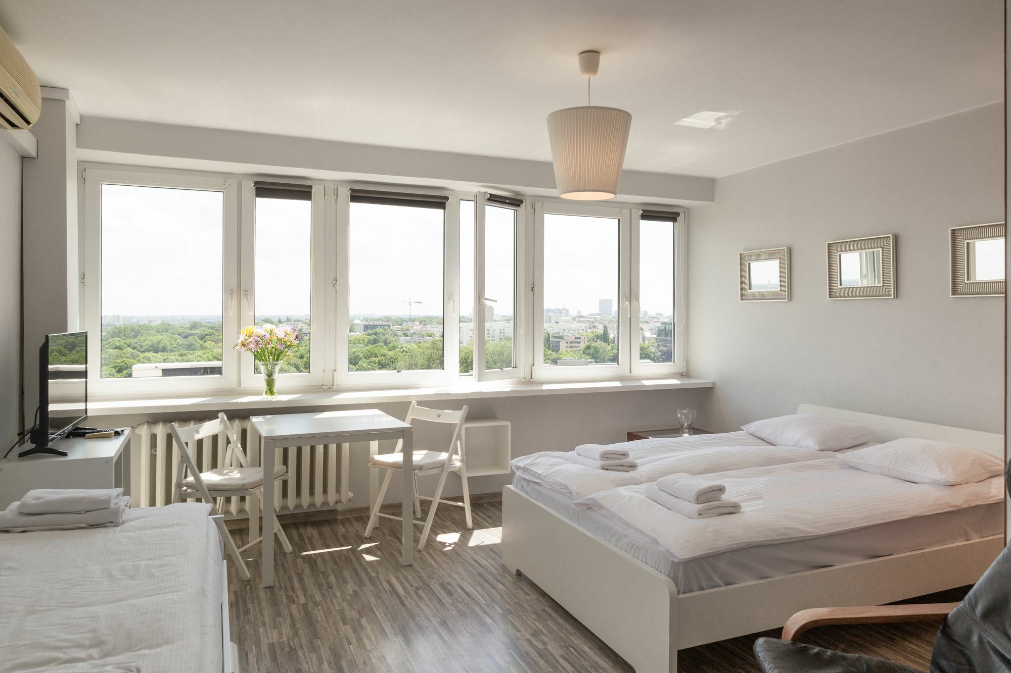 Smolna Apartments By City Quality Warschau Buitenkant foto